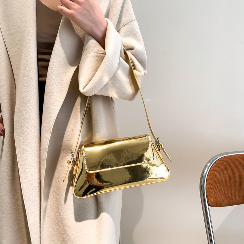 women’s / Ladies Shiny Patent Christmas Party Clutch bag - Flip Messenger Bag - Ladies Shoulder bag - Trending Underarm Bag - Handbag - Evening bag - Party Purse - Trending leather Clutch - Christmas Sale - Tote - Free Uk Delivery 🚚